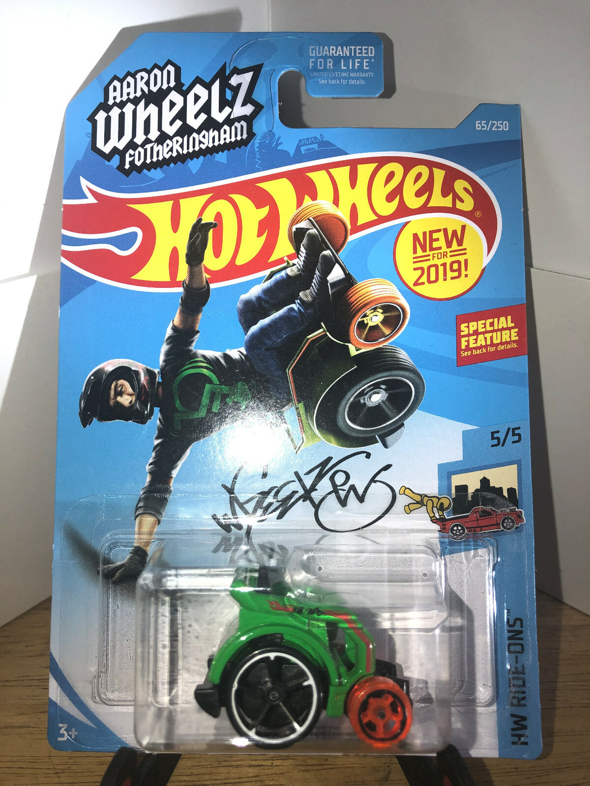 Hot Wheels 2019 Wheelie Chair #65 HW Ride-Ons