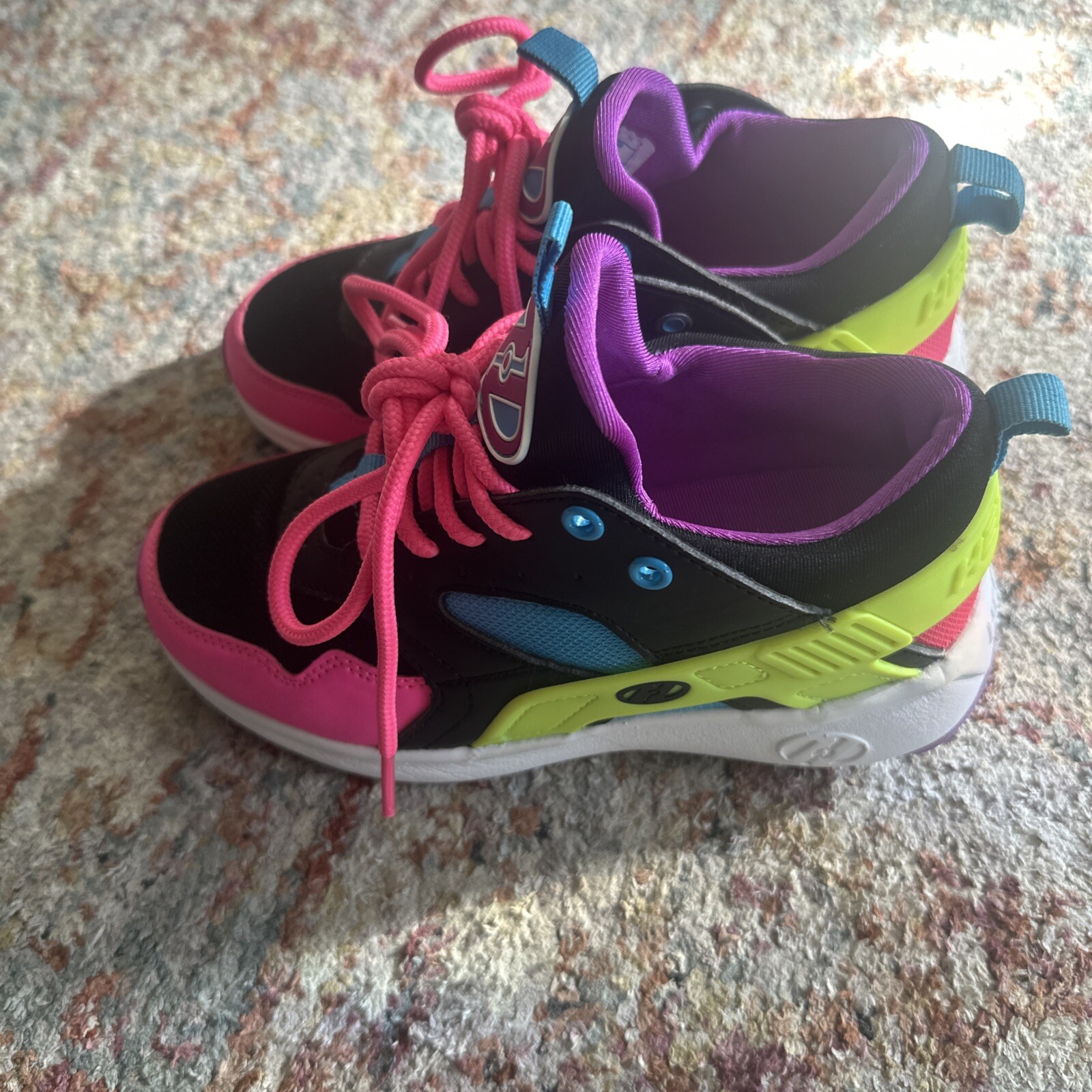Heelys Force Skate Shoe Youth 2 Neon Colors HE100881 Blue Pink Lime eBay