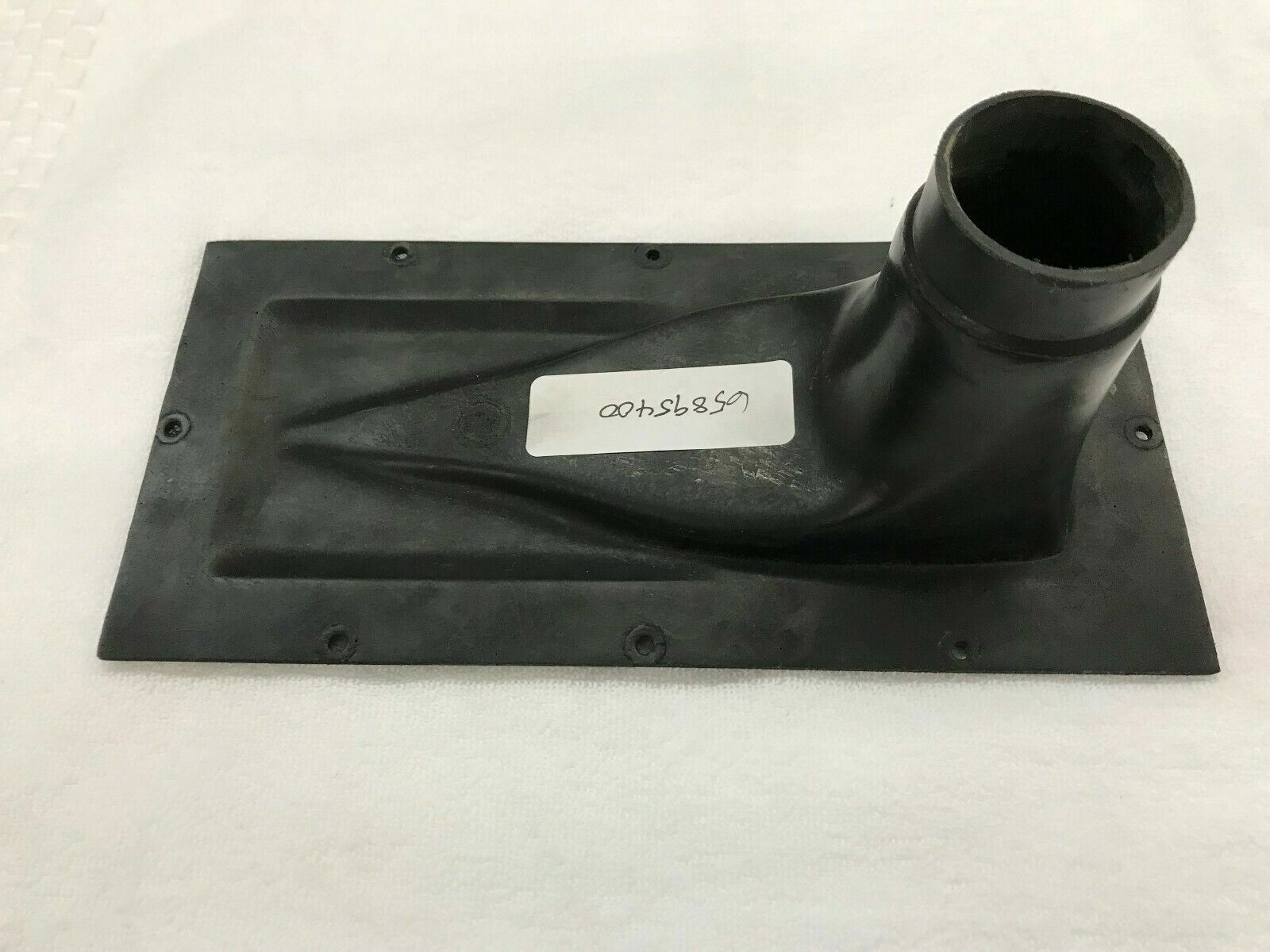 FERRARI 550 AIR INTAKE UNDER FLOOR AIR INLET OEM 65895400