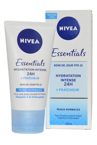 nivea essentials spf 15