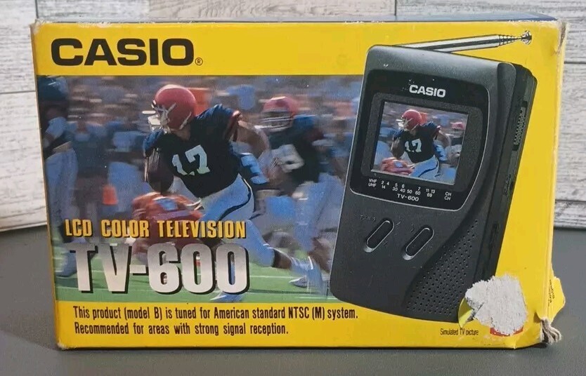 Casio LCD Mini Color TV TV-600 Pocket Size Powers On No Signal