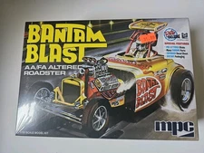 Bantam Blast AA/FA Altered Roadster Model Kit 1:25 MPC Retro Deluxe