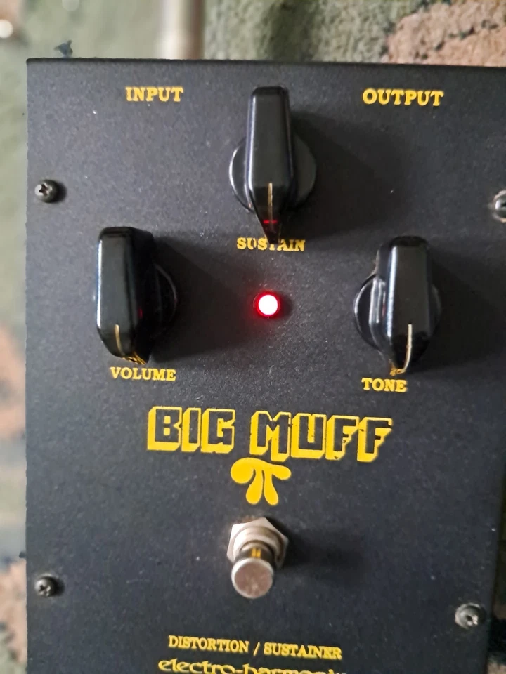 russian big muff pi black v8 - Image 3 of 4