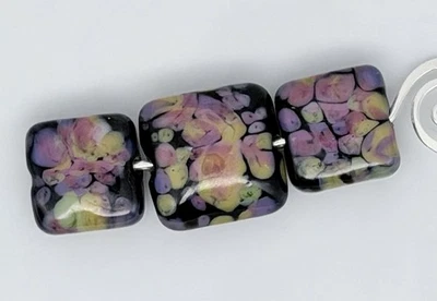 Lot Of 3 Gorgeous Handmade Artisan Lampwork Boro Beads & 5mm Swarovski Spacers - image 1 of 4