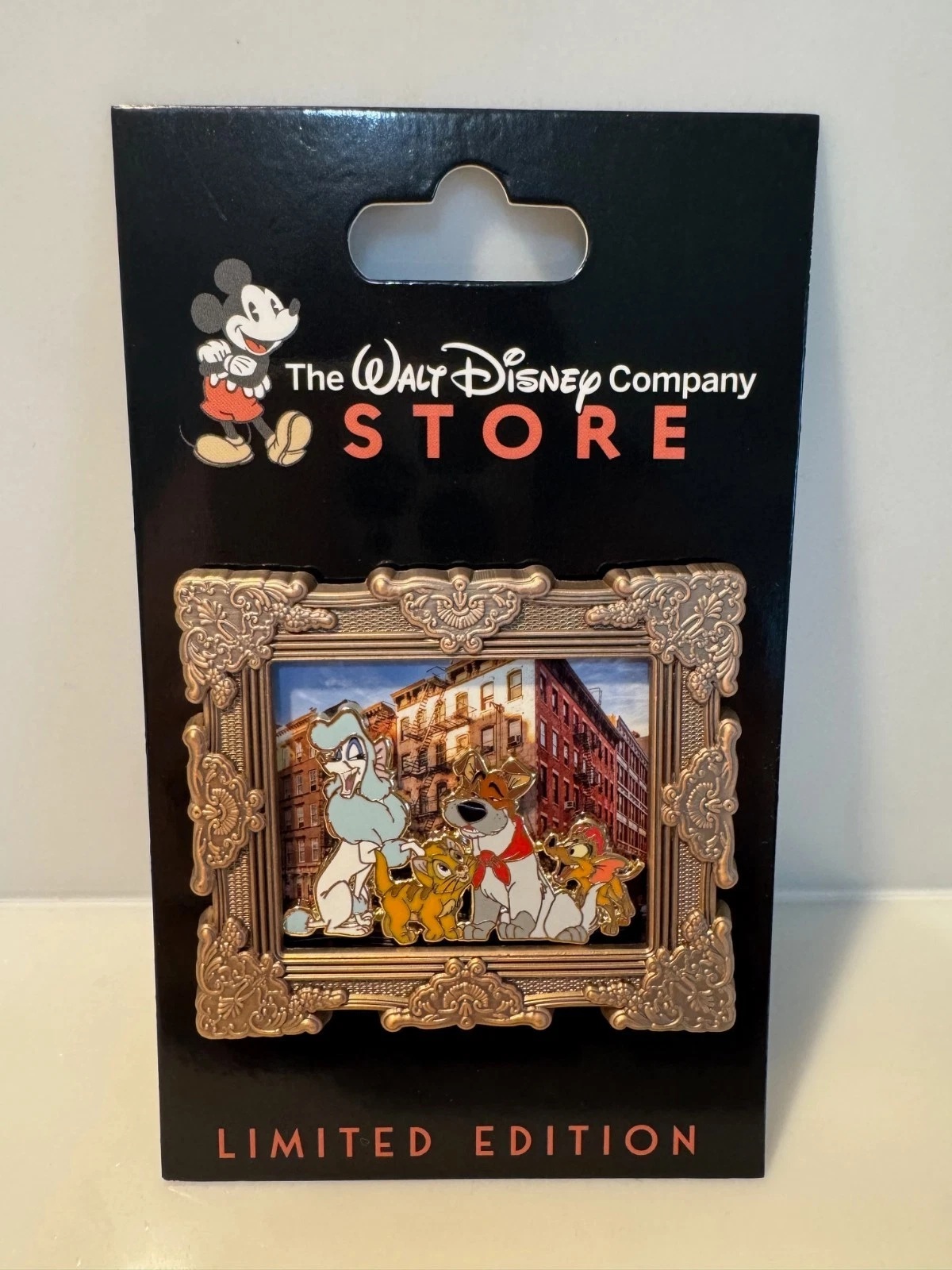 Disney Oliver And Company Pin LE 300 from D23 Friends from Around the World