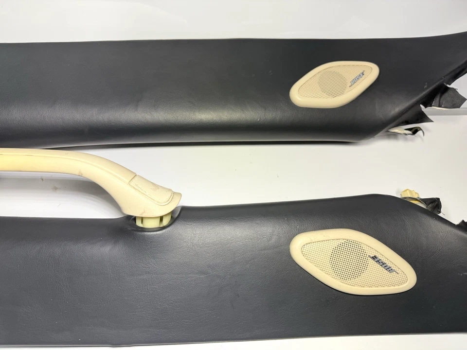 07-14 Tahoe Suburban Yukon Avalanche Escalade A Pillar Windshield Trim Bose - Imagem 3 de 4