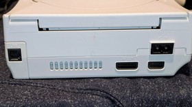 SEGA DREAMCAST CONSOLE WITH 2 GAMES