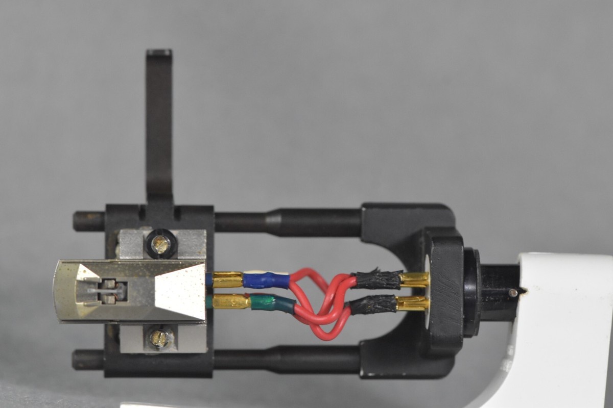 Audio-Technica AT-F7 Cartridge W/ Philips AV-1 Headshell In