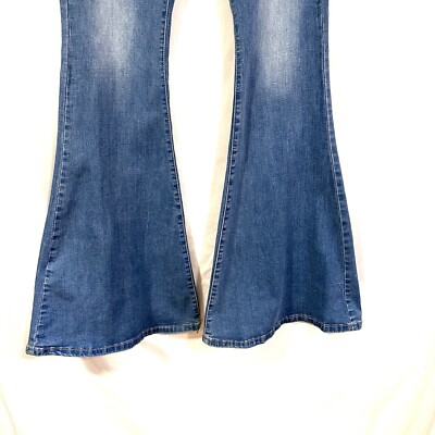 Blank Paige Size Large Bell Bottom Denim Jeans High Rise Light 