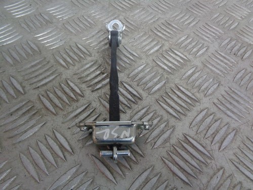 2009-13 SUZUKI SPLASH PASSENGER SIDE REAR DOOR CHECK STRAP