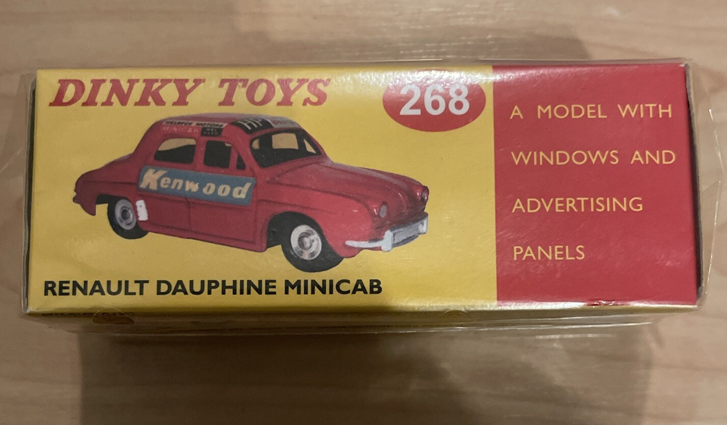 Used Classic Dinky Toys Collection Magazine 16 Renault Dauphine