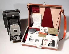 POLAROID 150 KIT, CASE, MANUAL ,PRINT COATER AND OTHER ACCESSORIES