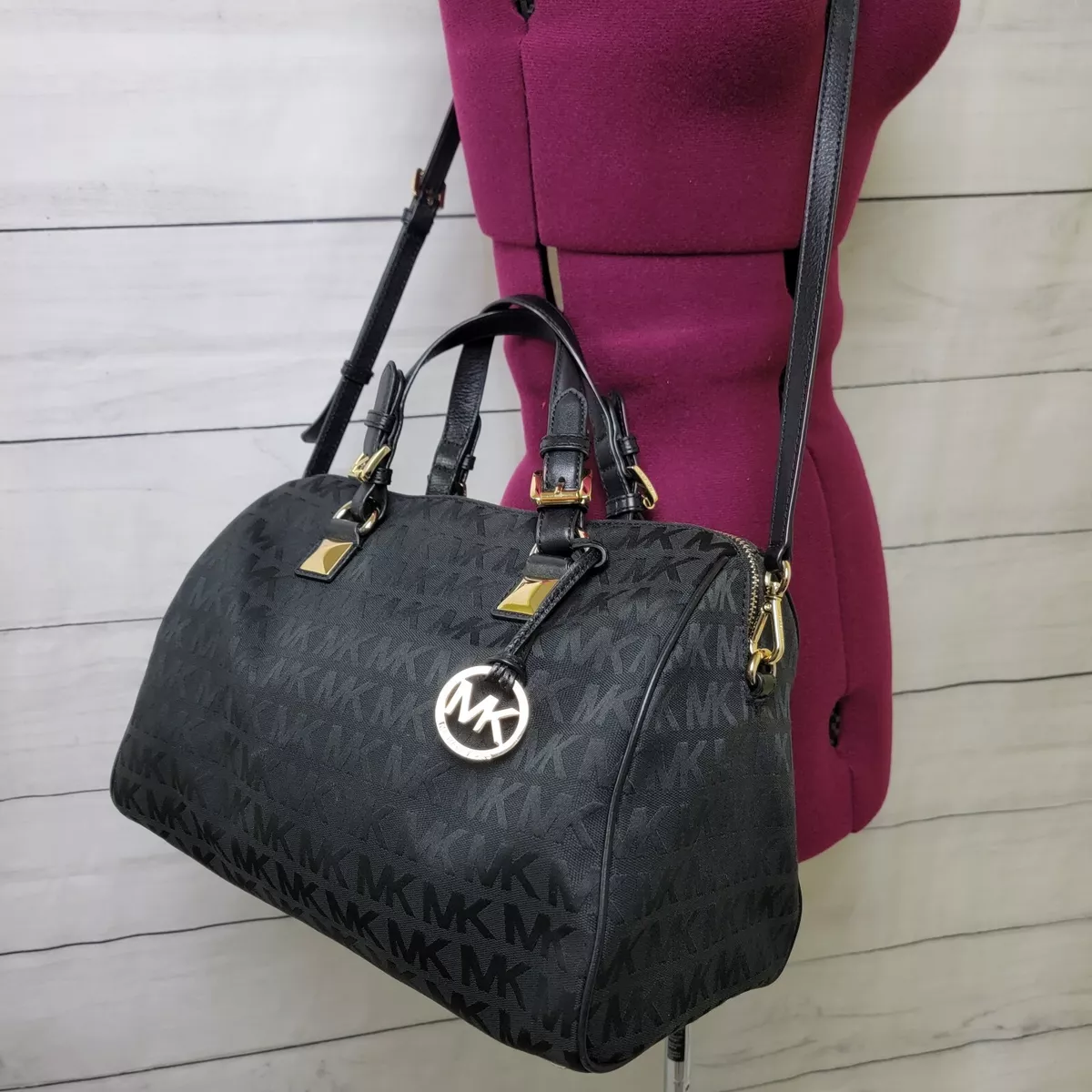 Michael kors top grayson strap