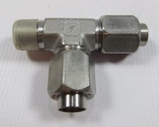 3/8 Tube x 3/8 Tube x 1/4 MNPT 316ss Male Run Tee PARKER 6RBTX-SS
