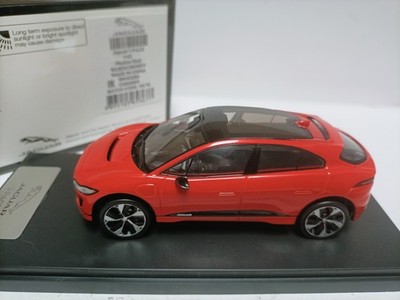 TSM 1:43 Jaguar I-Pace SUV 2017 Proton Red Pure Electric Concept