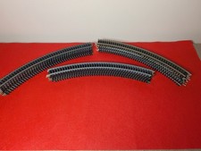 Hornby R605 Curved Track x 24 steel- no broken sleepers - 00 gauge