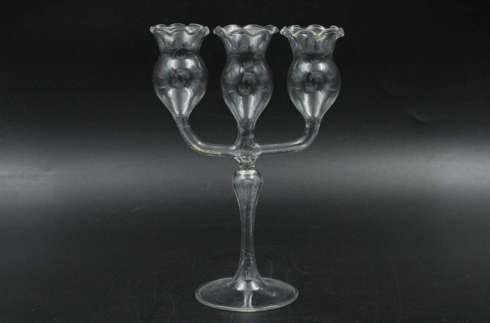 Filigraner Kerzenhalter Kerzenständer aus Glas 3-flammig Vintage alt H 20 cm