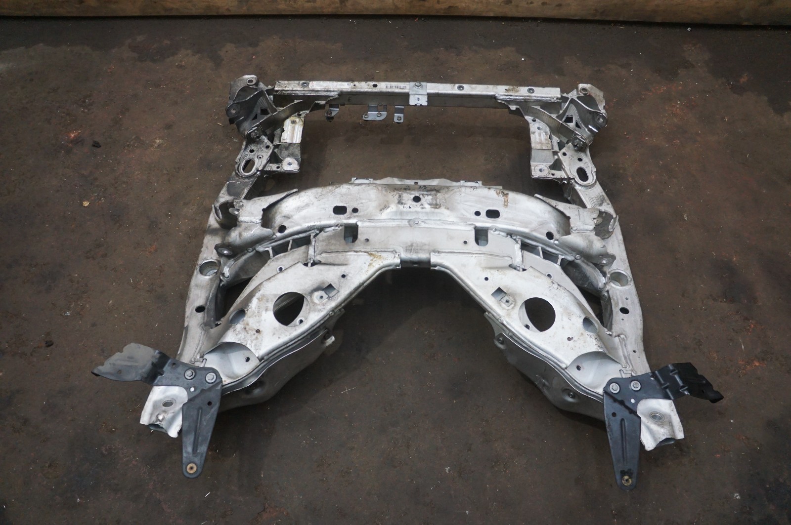 Front Subframe Cradle Crossmember 31106782162 Rolls Royce Ghost Series I 2009-14