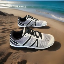 New in box Xero lace up Barefoot Lightweight sneakers women  s size 10