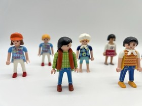 Vintage Geobra Playmobil Figures Lot Of 7 Mixed Sets