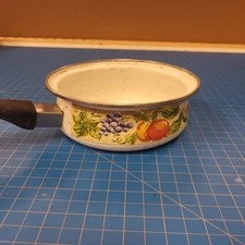 Gibson Enamelware Saucepan Fruit Design Small Pot Cookware Kitchen Cooking