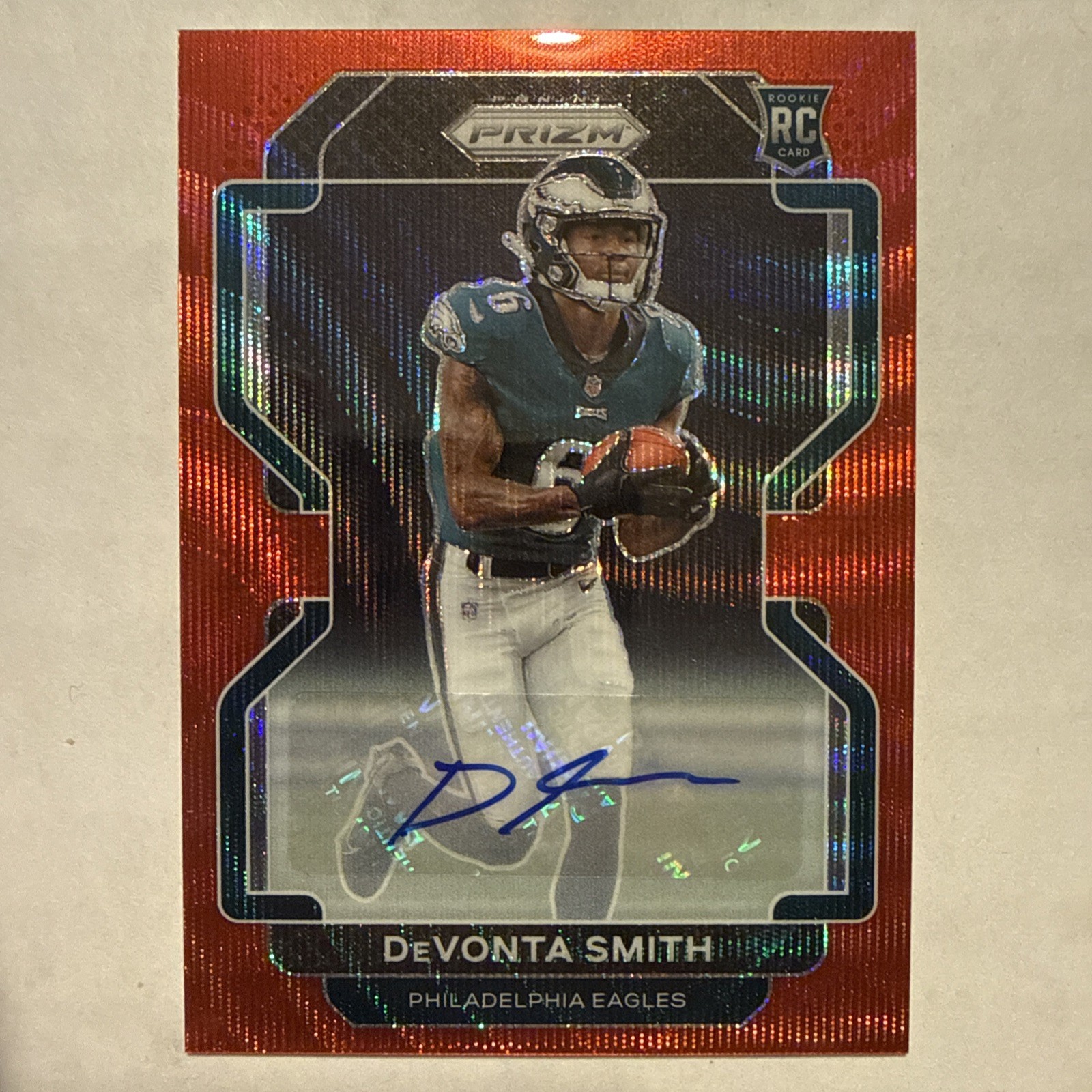 2021 Panini Prizm - Rookie Devonta Smith #335 Red Wave Prizm Autographs /149