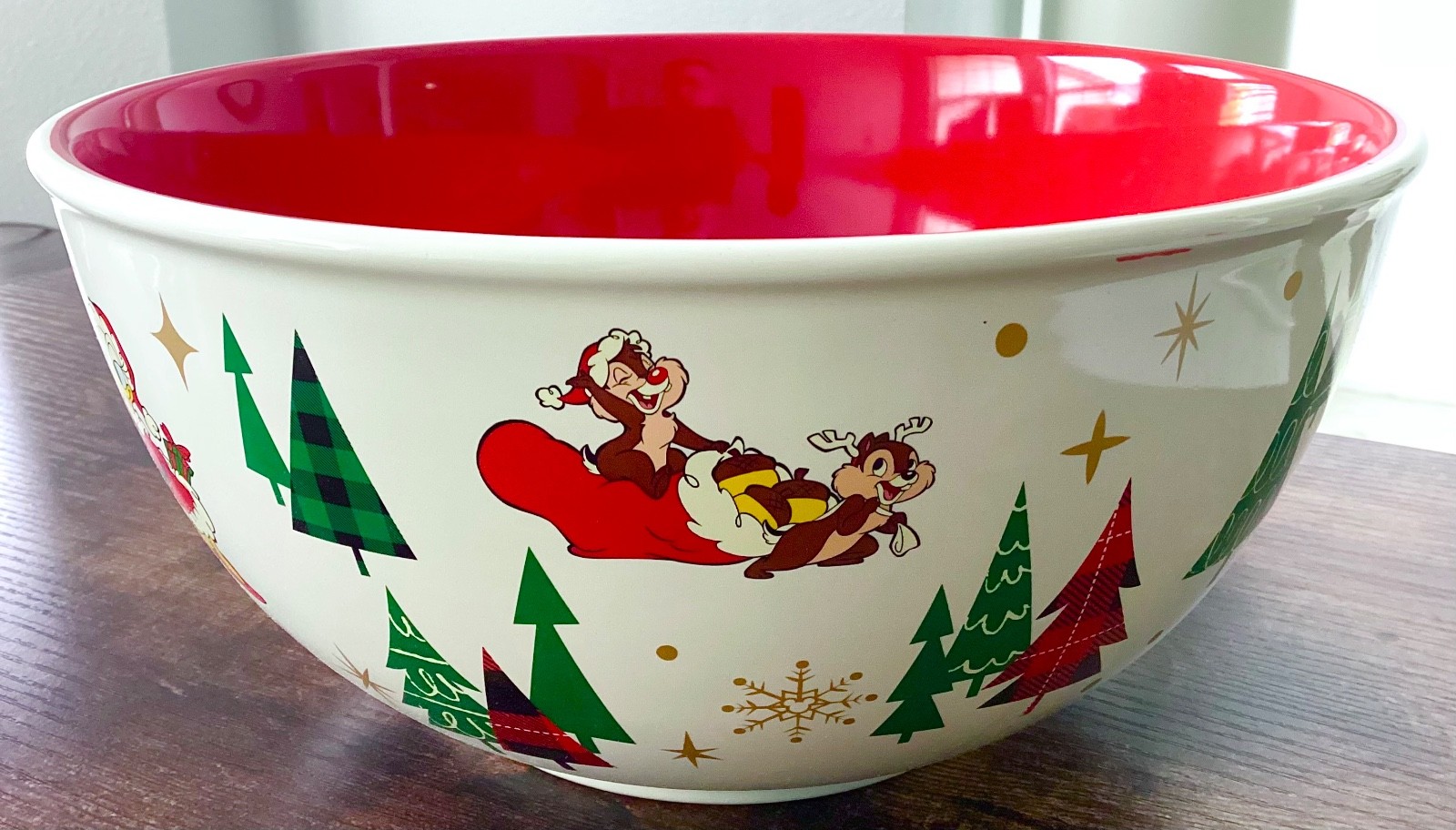2025 DISNEY MICKEY MOUSE GOOFY DONALD PLUTO 128 OZ CHRISTMAS CERAMIC MIXING BOWL