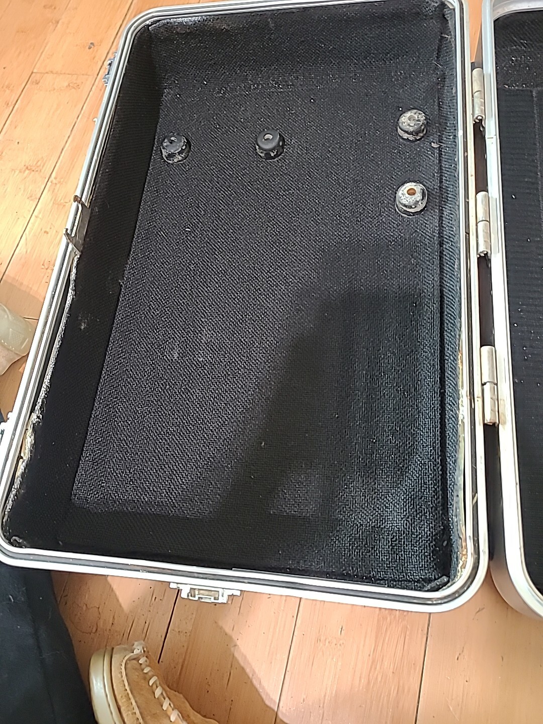 Zero Halliburton Briefcase Aluminum Case / Combination Lock 21 X 12 X 8 eBay