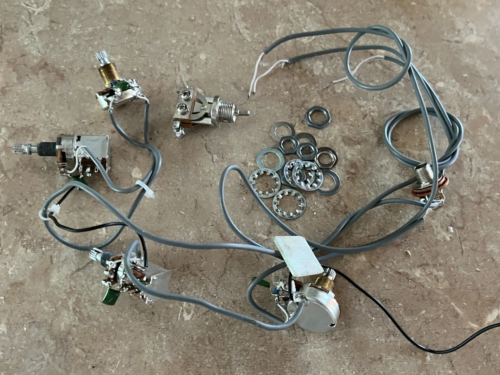 set Hagstrom Super Viking guitar pots harness jack