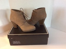 mia shawna boots