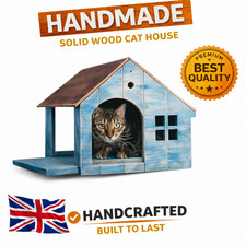 Handmade Wooden Cat House with Enlarged Side Entrance – Comfort-Focused Roof Des