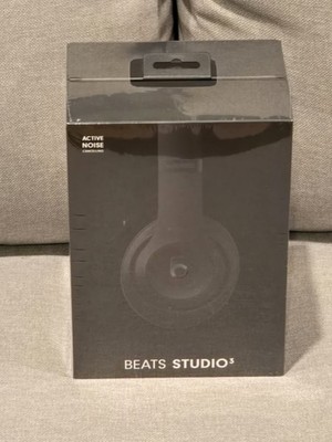 Beats by Dr. Dre Studio3 Over the Ear Wireless Headphones - Black