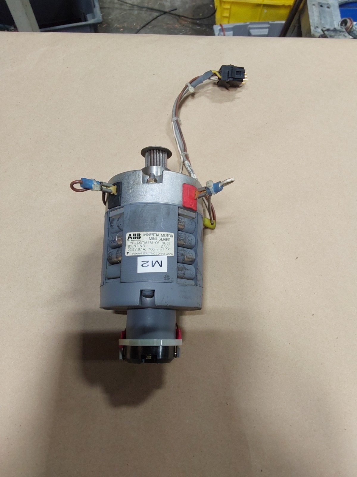 Yaskawa ABB UGTMEM-06LBB31 Minertia Motor Mini Series 23.5V 6.1A