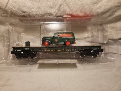 Menards Gold Line Collection O Guage: Railway Express Flatcar w/Panel Truck NEW