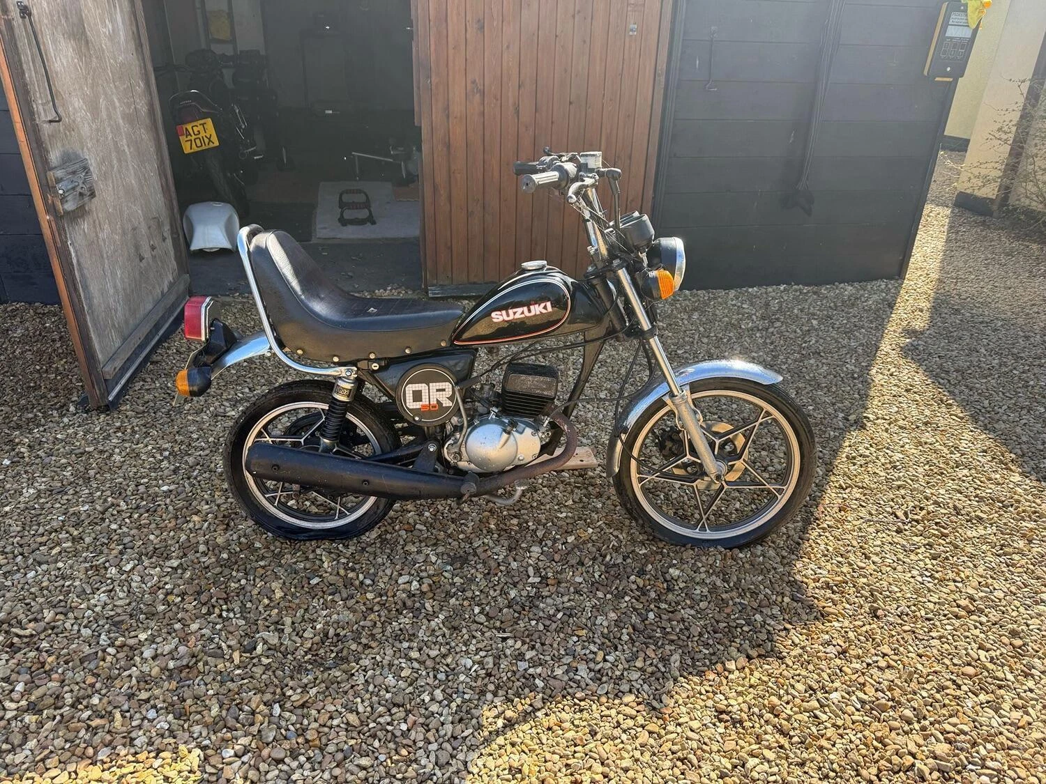 SUZUKI OR50 - Black Manual - Rare example - Picture 1 of 8