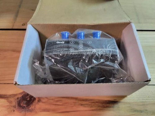 OnQ Structured Media 1x6 (6-Way) 1GHz Passive Video Splitter - New in Box Black - Picture 2 of 3