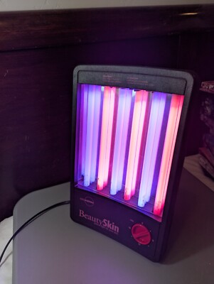 Dr. Kern Beauty Skin Fluorescent Lamp Clear Skin Acne Made In Germany