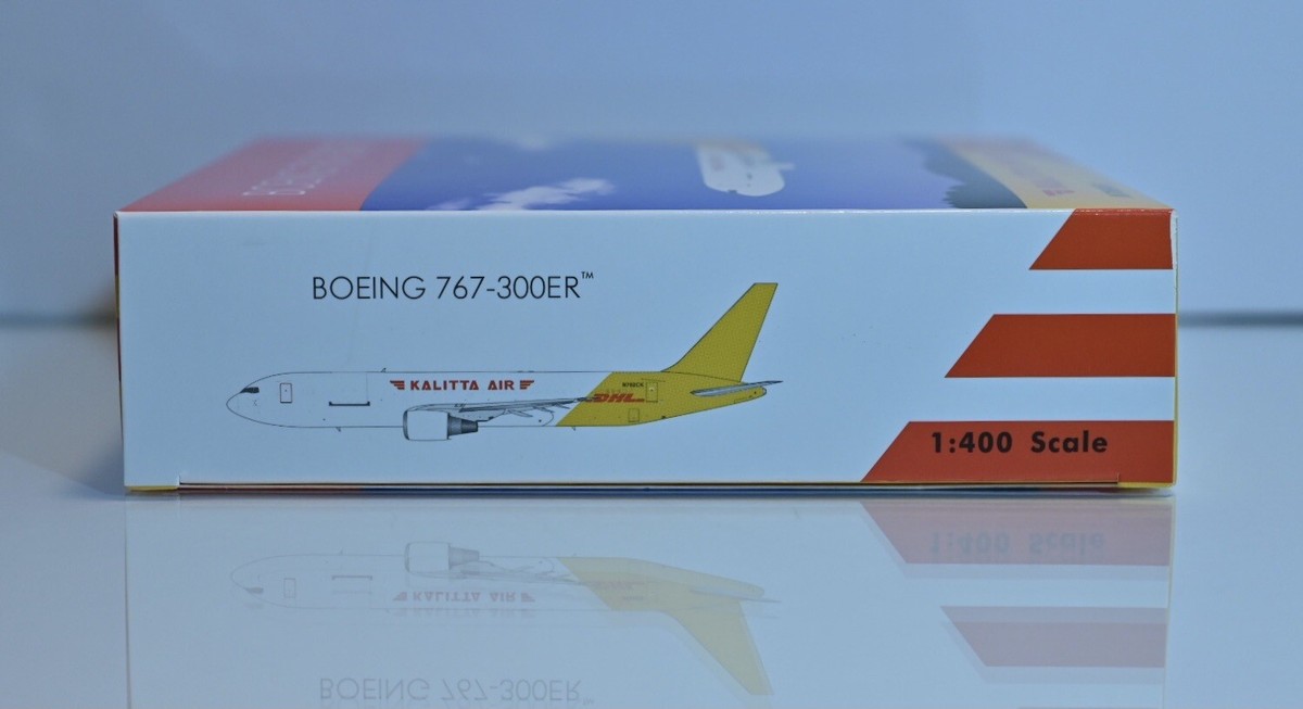 1:400 Phoenix Models Kalitta Air/DHL B767-300ER N762CK 04374 1:400 Phoenix Models Kalitta Air/DHL B767-300ER N762CK 04374