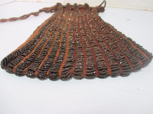 Cartera vintage con cordón de cuentas de vidrio a rayas color cobre con cuentas marrones - Imagen 9 de 12