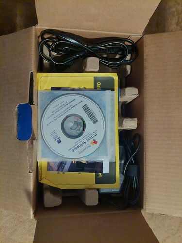 Epson PictureMate Personal Photo Lab Digital Photo Printer Express Edition - Picture 7 of 8