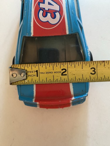 NASCAR Diecast Car No. 43 Richard Petty 1991 Racing Champion 1/24 Scale STP - Picture 18 of 18