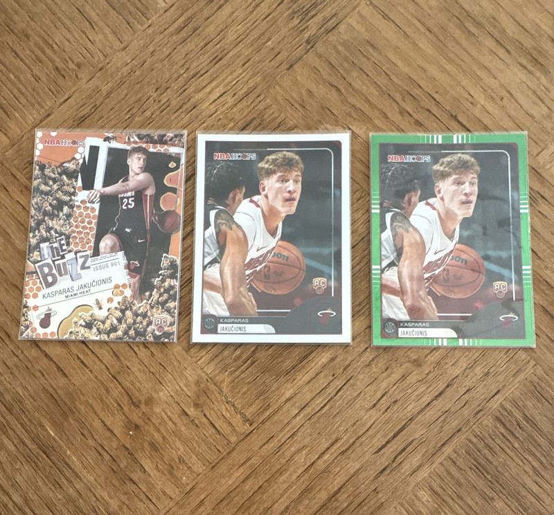 2024-25 NBA Hoops Kasparas Jakučionis Lot 3 The BUZZ #75 TB-20 Base/Green RC