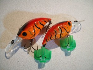 2 SHARP 6TH SENSE FISHING LURES IN TUFF REDORNG CRAW FINISHES