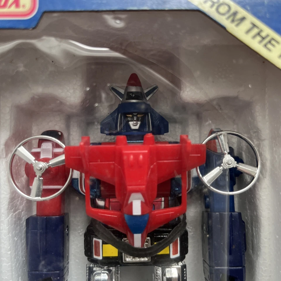 De colección 1985 Matchbox Voltron Miniatura Vehículo Equipo Nueva Caja Libre de Humo 700002 Foto 3 de 4