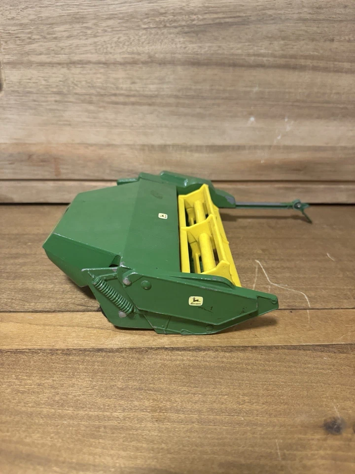 ERTL 1/16 Scale John Deere Mower Conditioner Haybine - Image 2 of 4