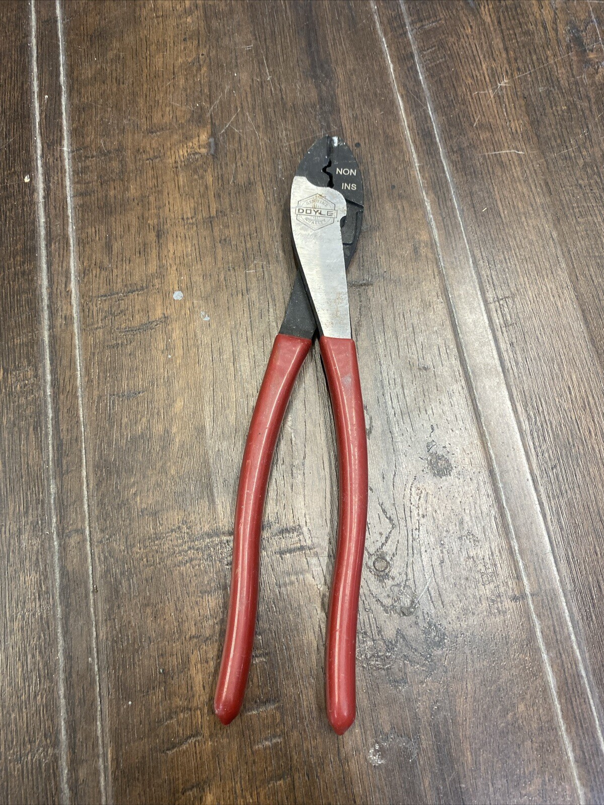 KLEIN TOOLS Electrical Wire Cutters Crimping Tool Red Handle 1005 USA New-Other