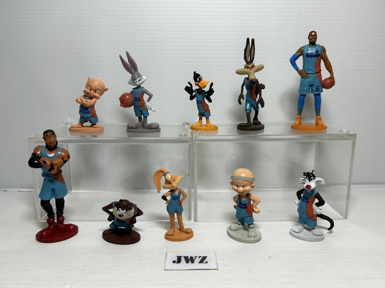 Foto 1 di 9