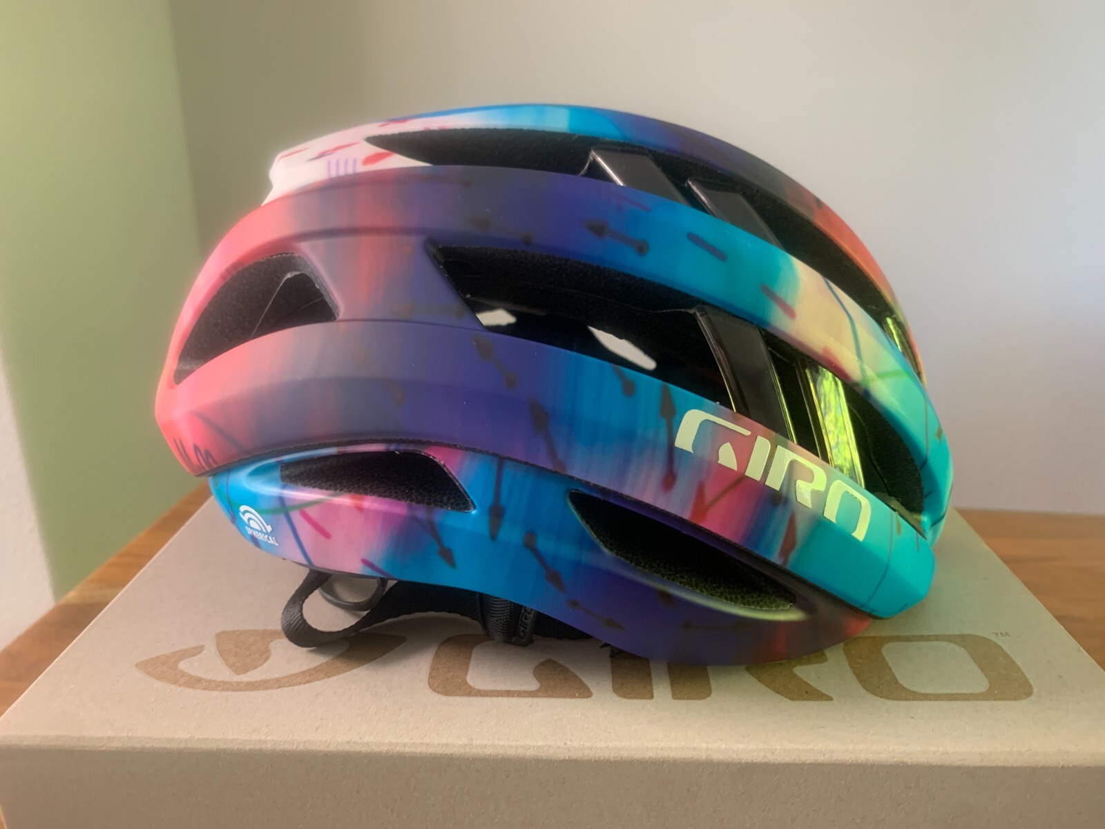 giro canyon sram helmet