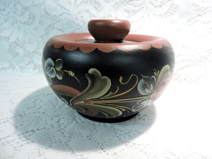 Hand-Painted-Wooden-Prayer-Dish-Signed-A-Tongen-1998-Rosemaling-Norway