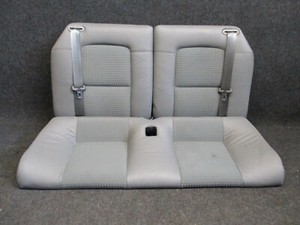 TEILLEDER Rücksitzbank Audi TT 8N Coupe Rückbank Ausstattung FEDER grau